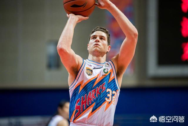 李凯尔首秀11分6篮板 中国男篮不敌意大利男篮